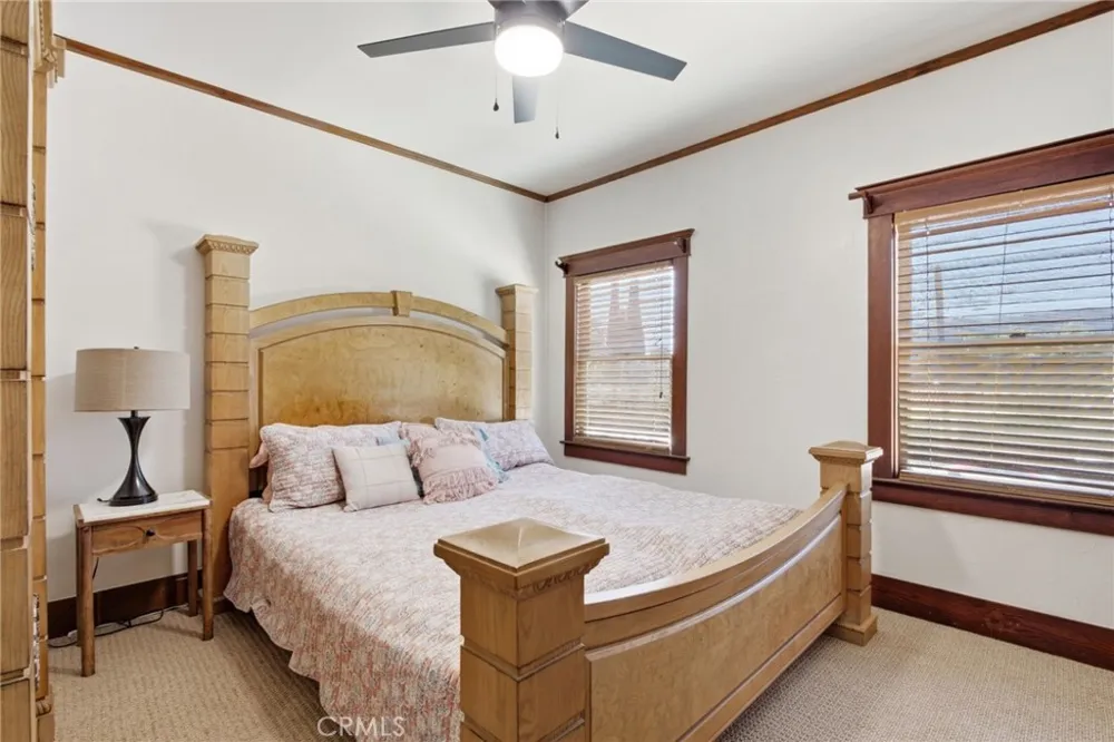 228 S Spring Lake Elsinore, CA 92530