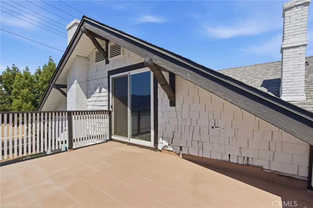 228 S Spring Lake Elsinore, CA 92530