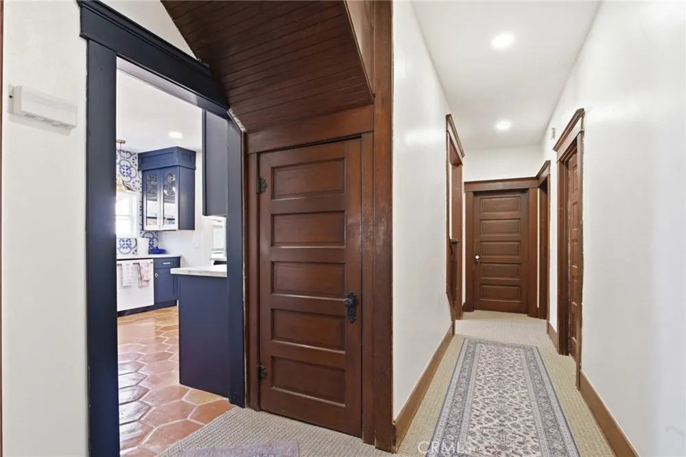 228 S Spring Lake Elsinore, CA 92530