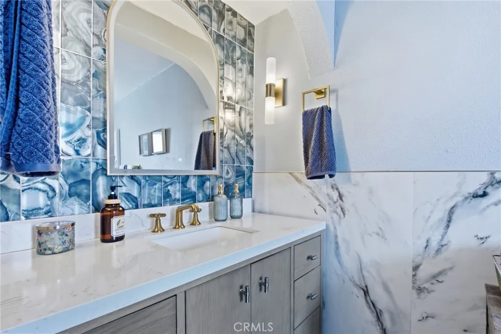 228 S Spring Lake Elsinore, CA 92530