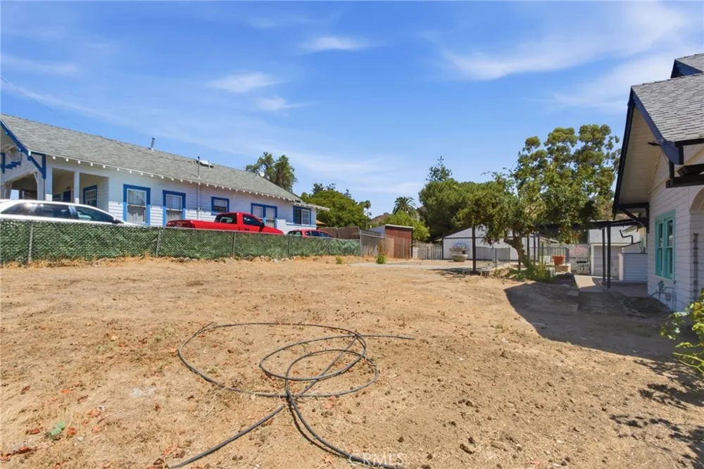 228 S Spring Lake Elsinore, CA 92530