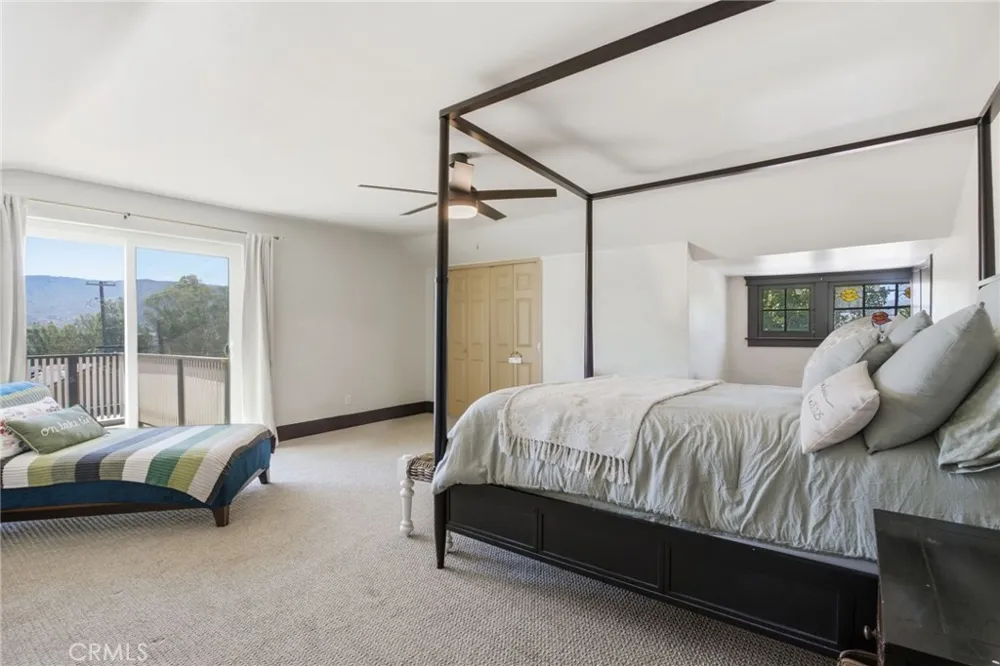 228 S Spring Lake Elsinore, CA 92530
