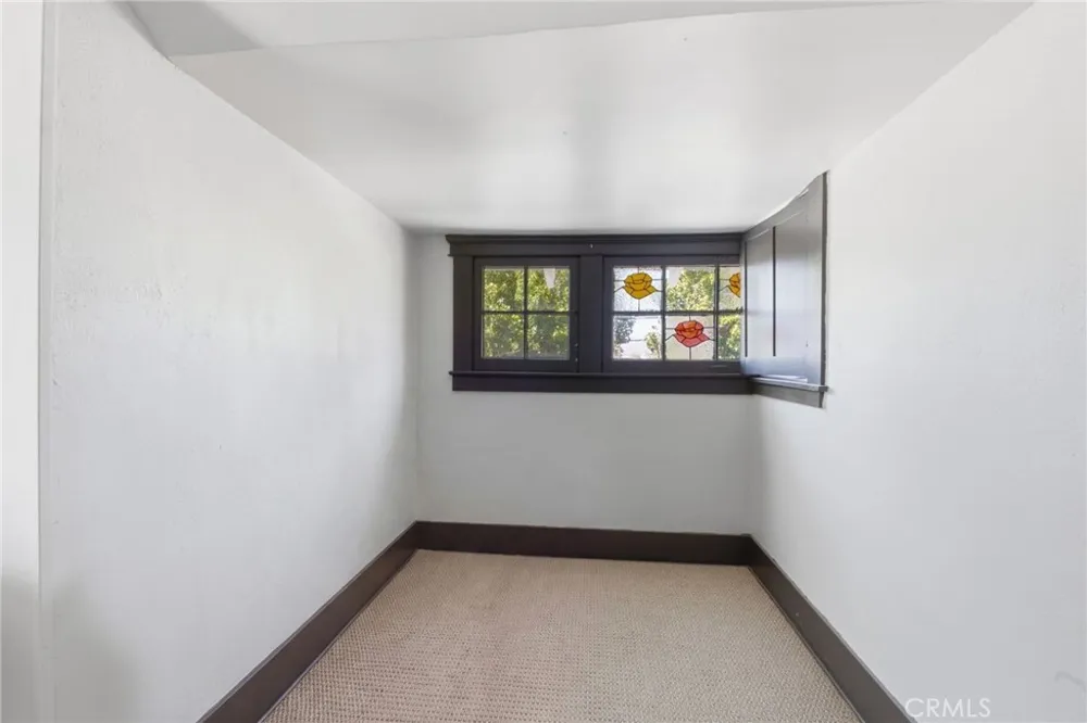 228 S Spring Lake Elsinore, CA 92530