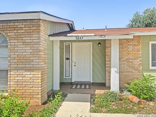 5847 Cliffmont Drive San Antonio, TX 78250