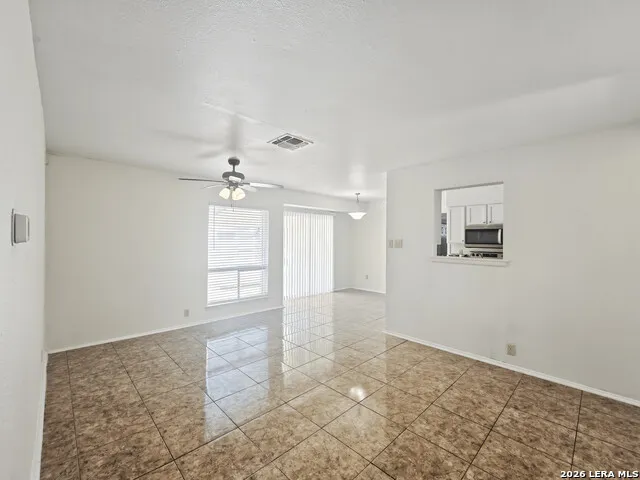 5847 Cliffmont Drive San Antonio, TX 78250