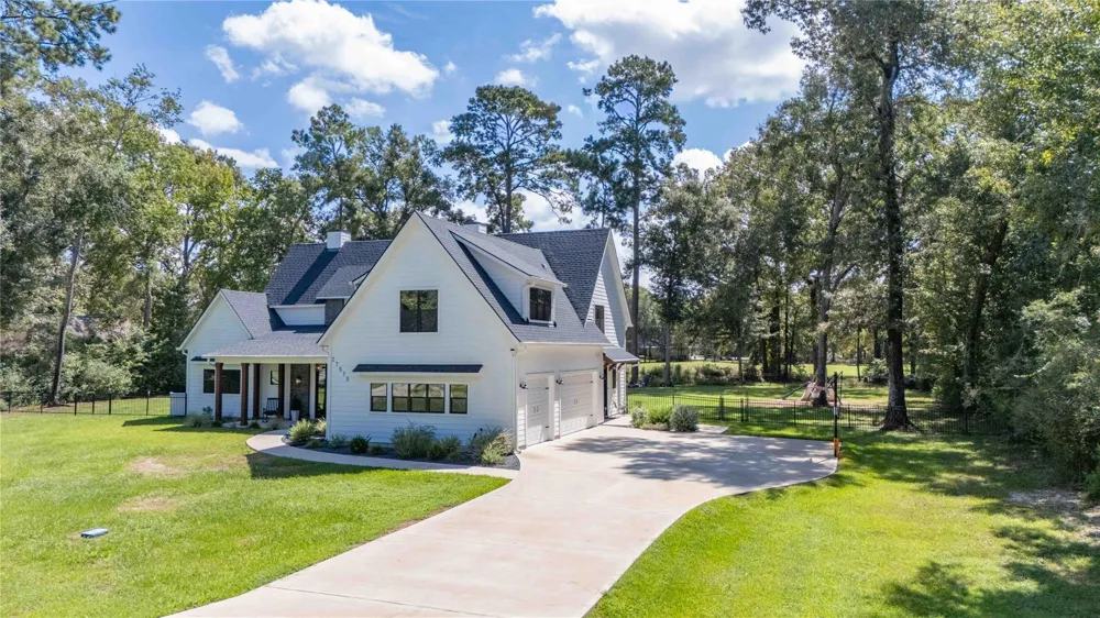 27510 Golf View Lane Huffman, TX 77336