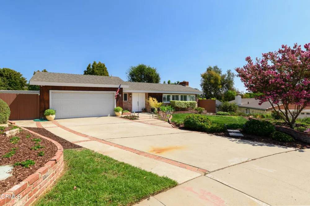 37 Bradford Avenue Camarillo, CA 93010