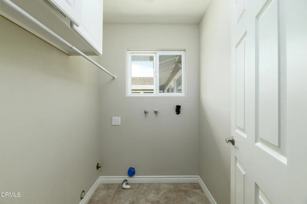 37 Bradford Avenue Camarillo, CA 93010
