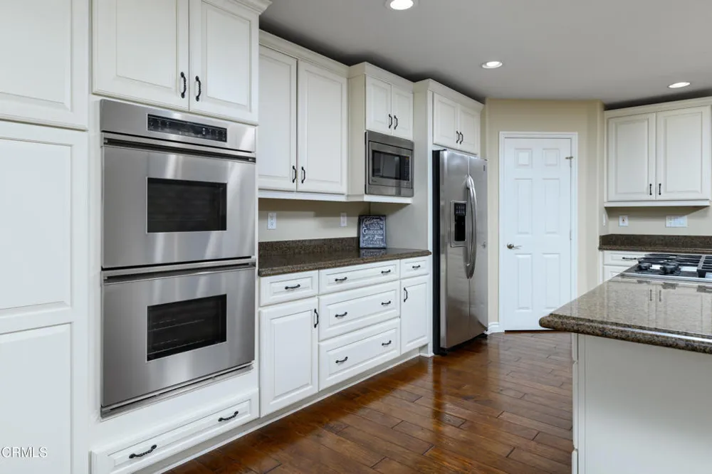37 Bradford Avenue Camarillo, CA 93010