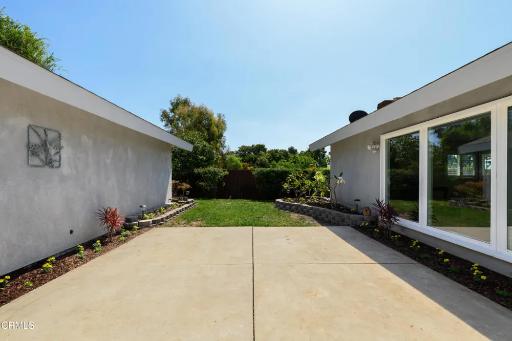 37 Bradford Avenue Camarillo, CA 93010