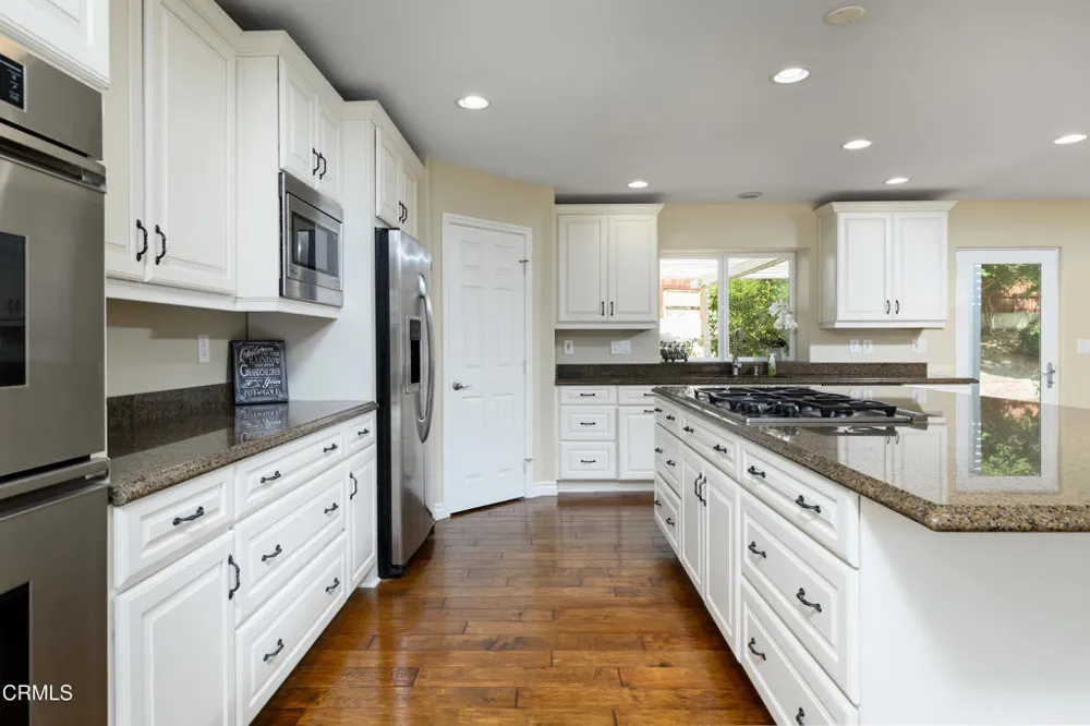 37 Bradford Avenue Camarillo, CA 93010