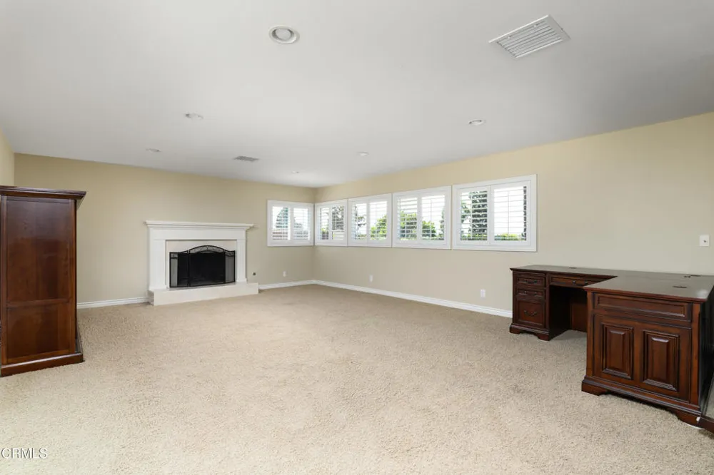37 Bradford Avenue Camarillo, CA 93010