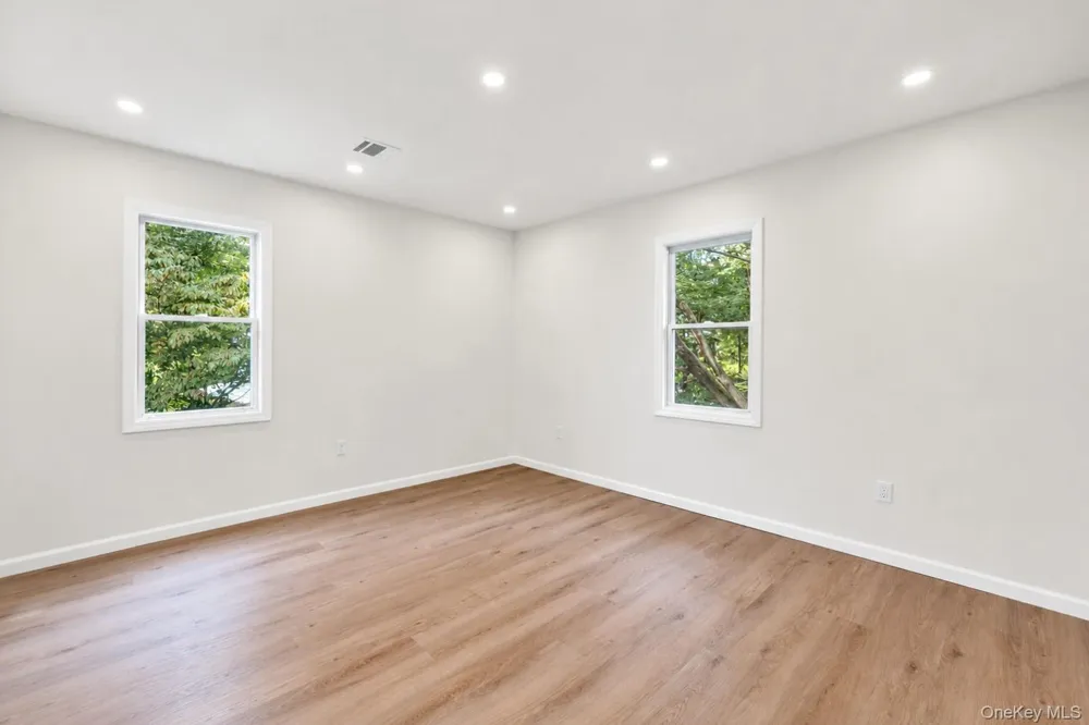 24 Summit Avenue Harriman, NY 10926