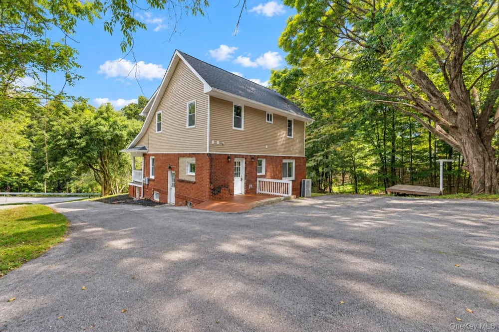 24 Summit Avenue Harriman, NY 10926