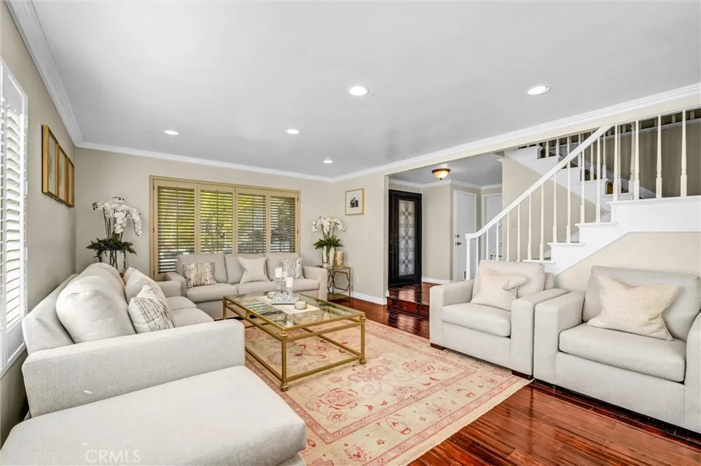24541 Gardenstone Ln West Hills, CA 91307