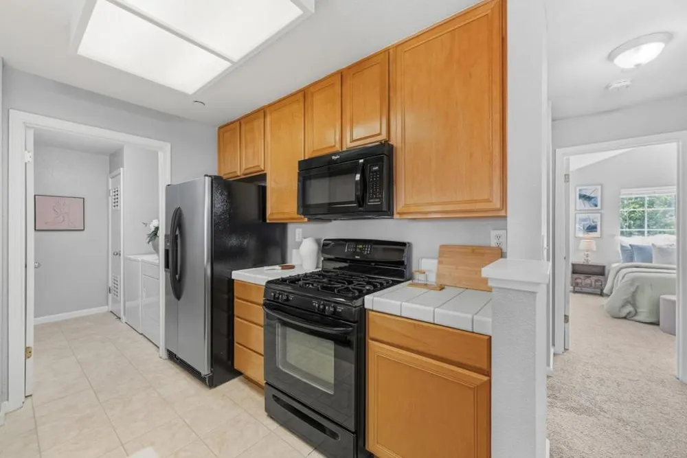 609 Arcadia Terrace #303 Sunnyvale, CA 94085