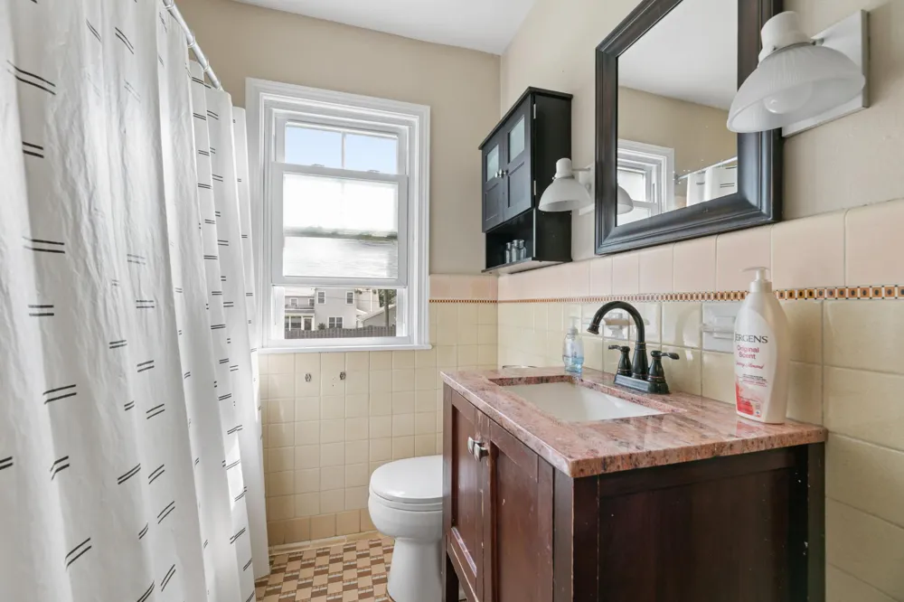 1784 Pascal Street Falcon Heights, MN 55113