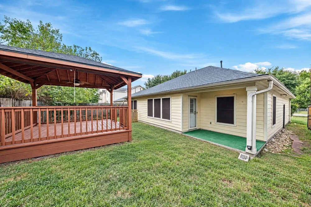 8421 Lawler Street Houston, TX 77051