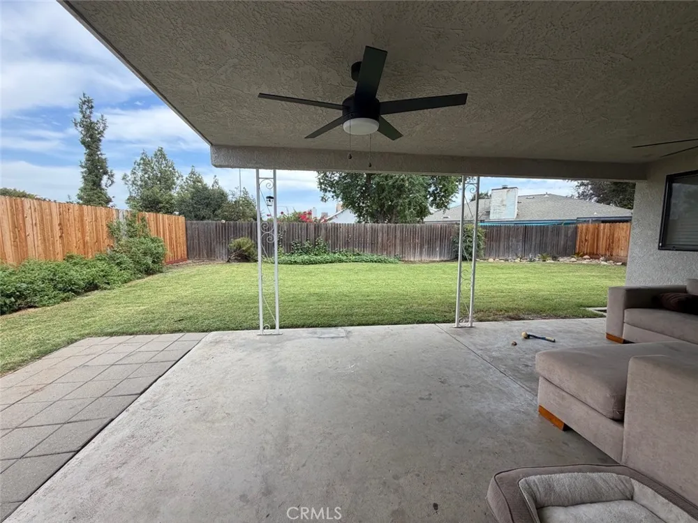 3215 Miramonte Avenue Clovis, CA 93611