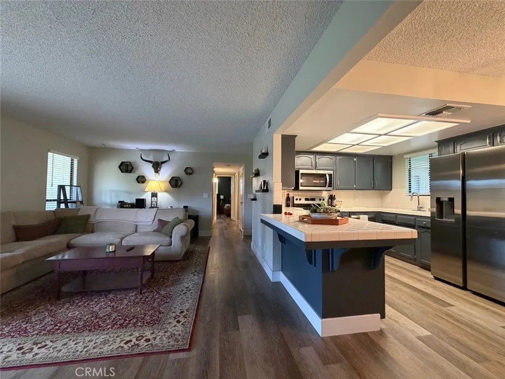 3215 Miramonte Avenue Clovis, CA 93611