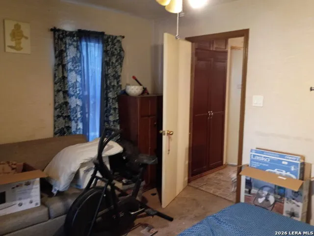 619 RICE RD San Antonio, TX 78220