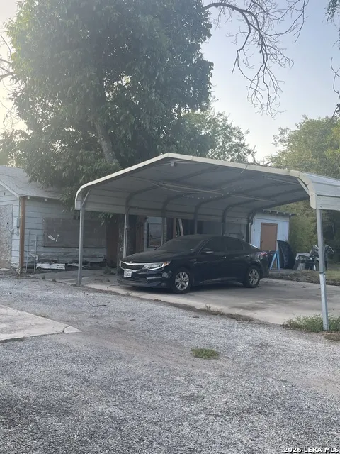 619 RICE RD San Antonio, TX 78220