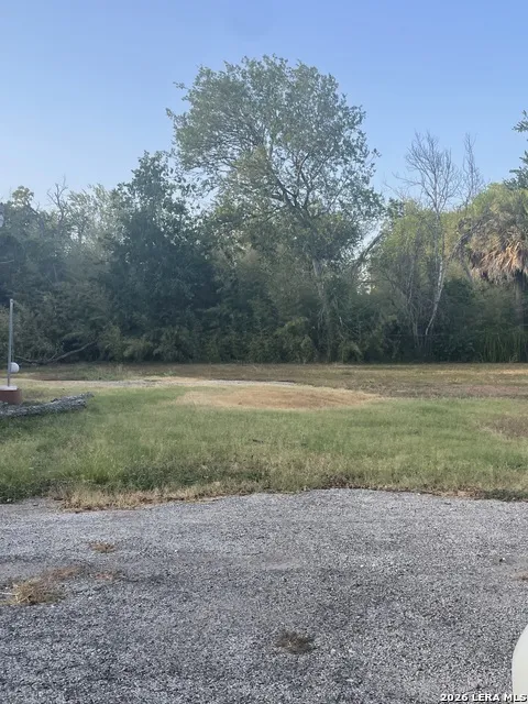 619 RICE RD San Antonio, TX 78220