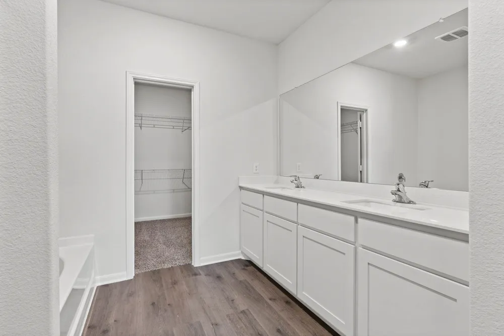 1502 Garfield Drive Greenville, TX 75401