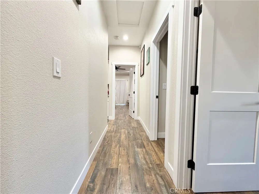 845 S San Jacinto Street Hemet, CA 92543