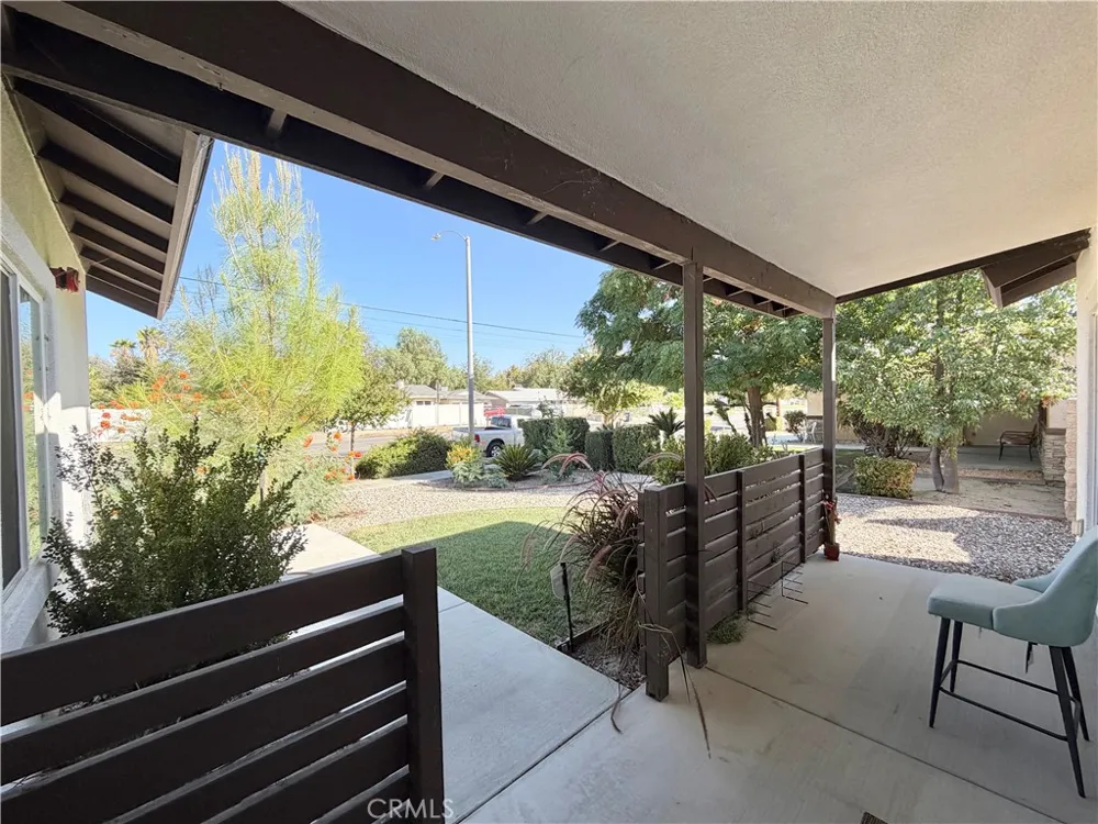 845 S San Jacinto Street Hemet, CA 92543