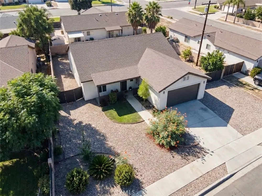 845 S San Jacinto Street Hemet, CA 92543