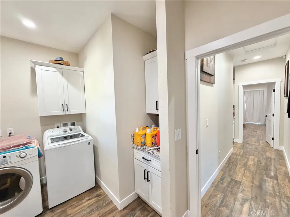 845 S San Jacinto Street Hemet, CA 92543