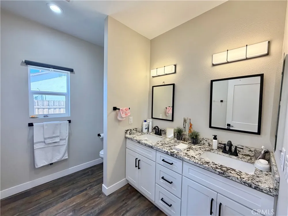 845 S San Jacinto Street Hemet, CA 92543
