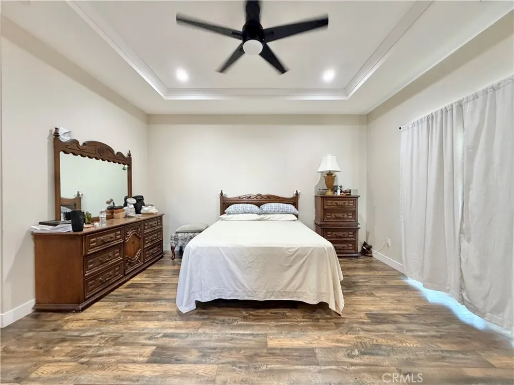 845 S San Jacinto Street Hemet, CA 92543