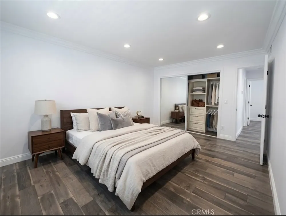 5354 Lindley #204 Los Angeles, CA 91316
