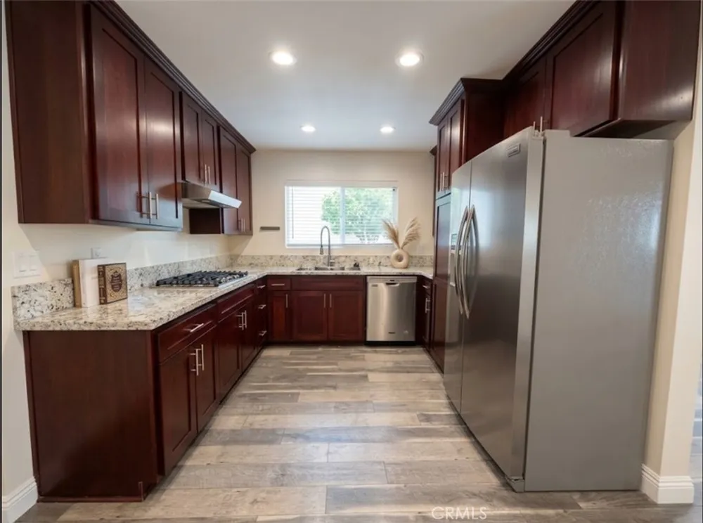 5354 Lindley #204 Los Angeles, CA 91316