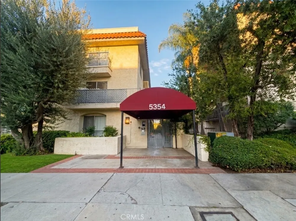 5354 Lindley #204 Los Angeles, CA 91316