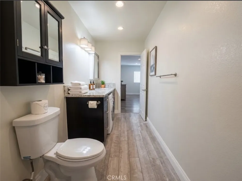 5354 Lindley #204 Los Angeles, CA 91316