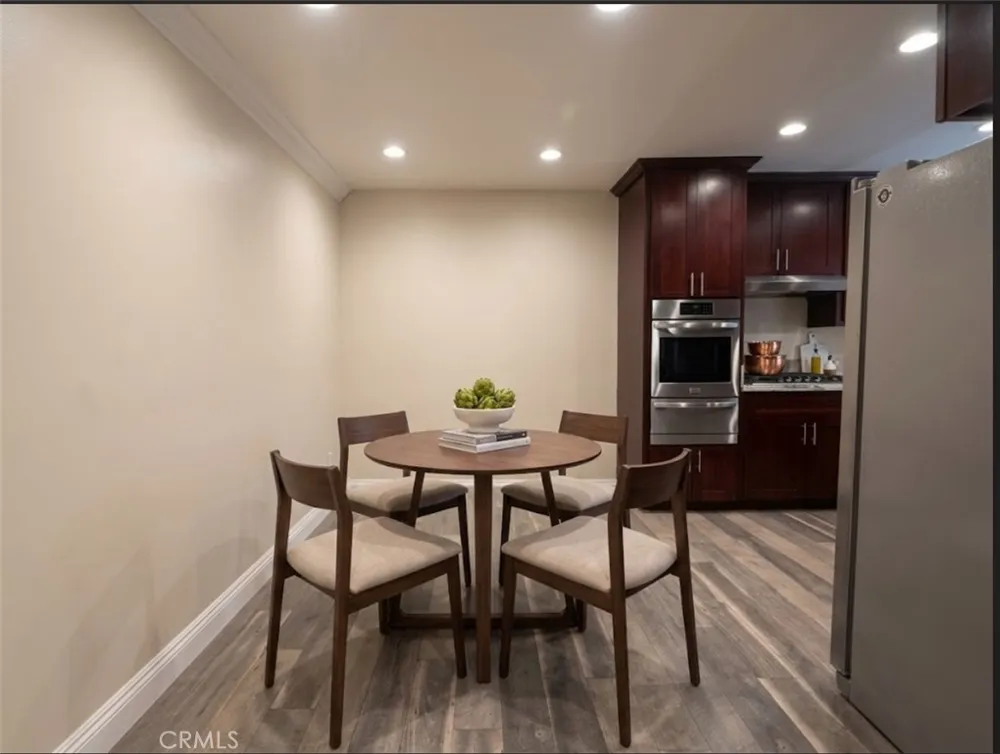 5354 Lindley #204 Los Angeles, CA 91316