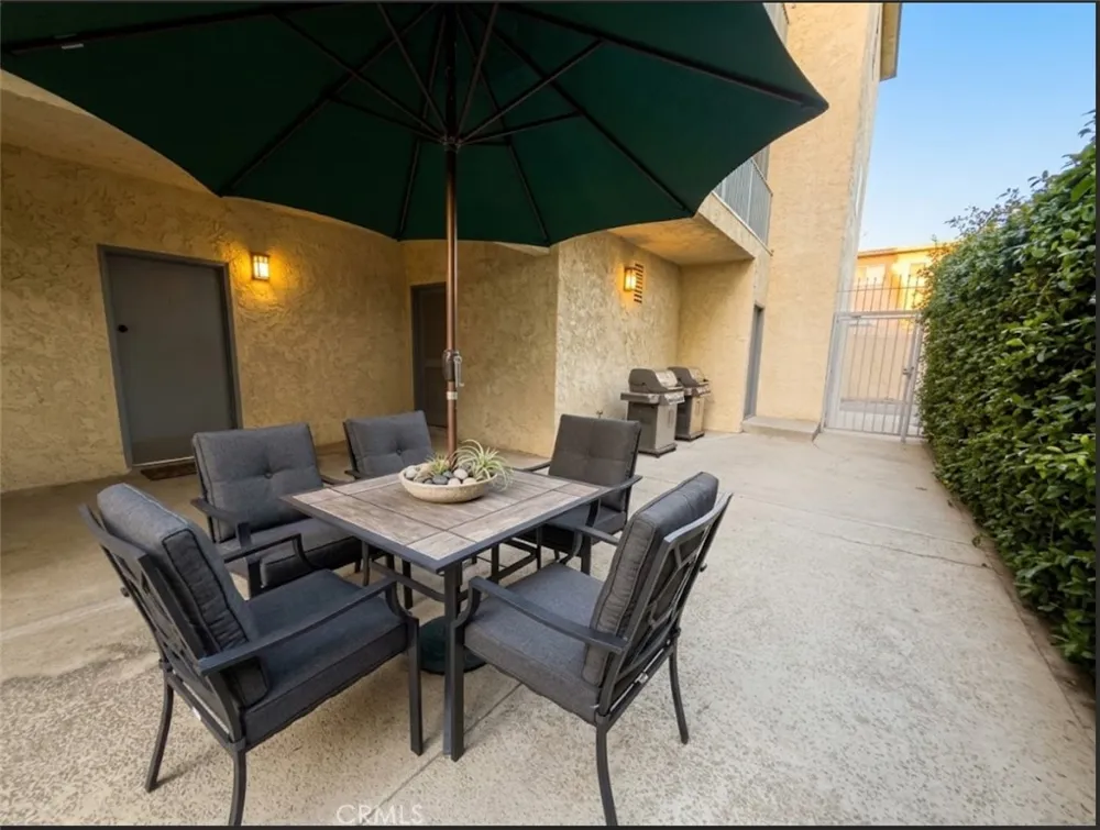 5354 Lindley #204 Los Angeles, CA 91316