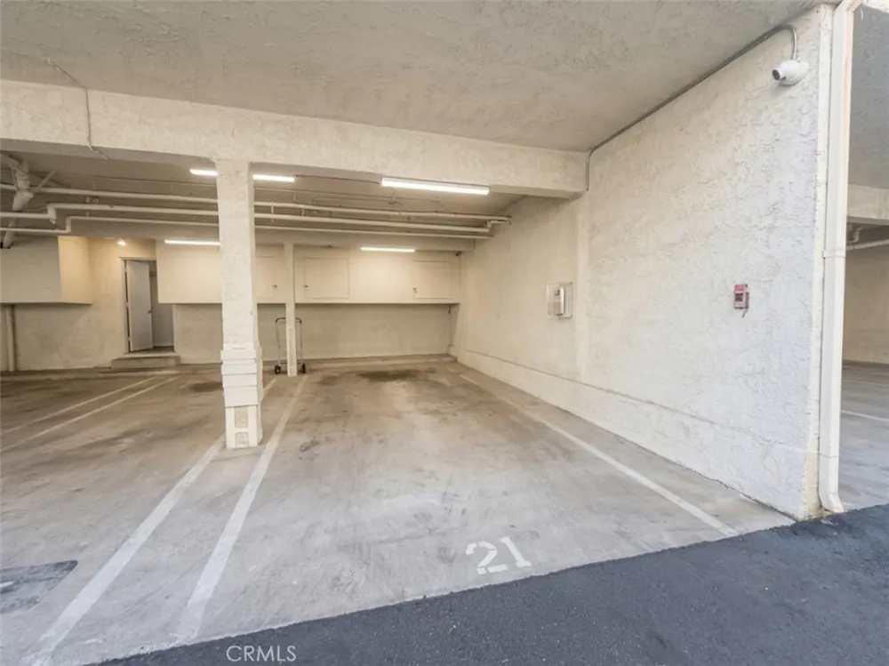 5354 Lindley #204 Los Angeles, CA 91316