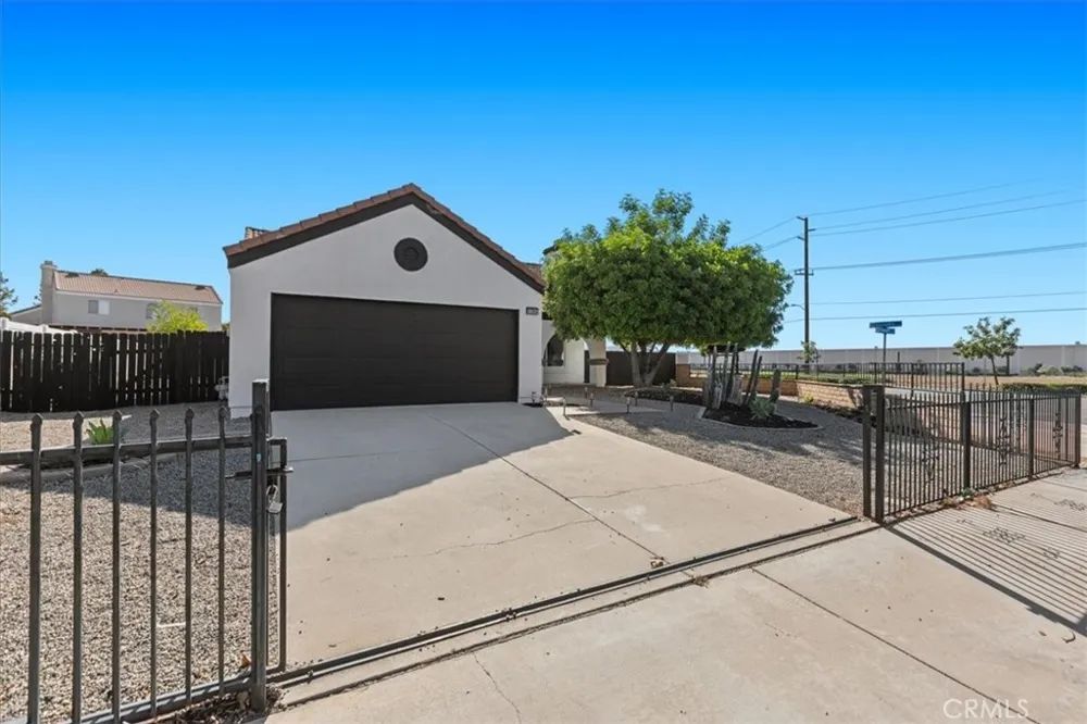 13994 Chagall Court Moreno Valley, CA 92553