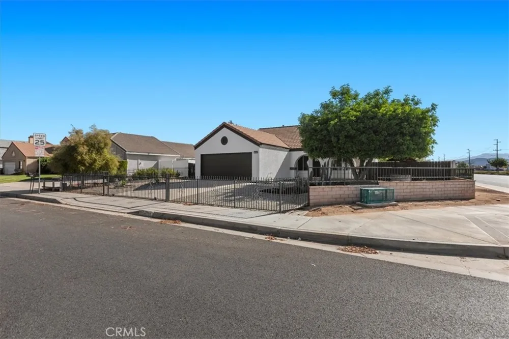 13994 Chagall Court Moreno Valley, CA 92553
