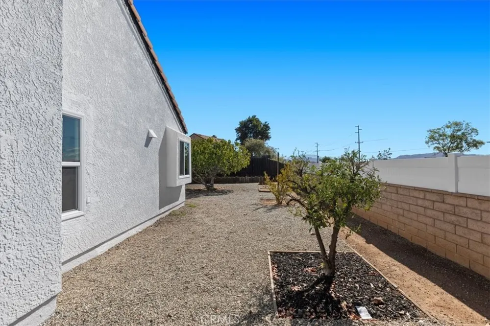 13994 Chagall Court Moreno Valley, CA 92553