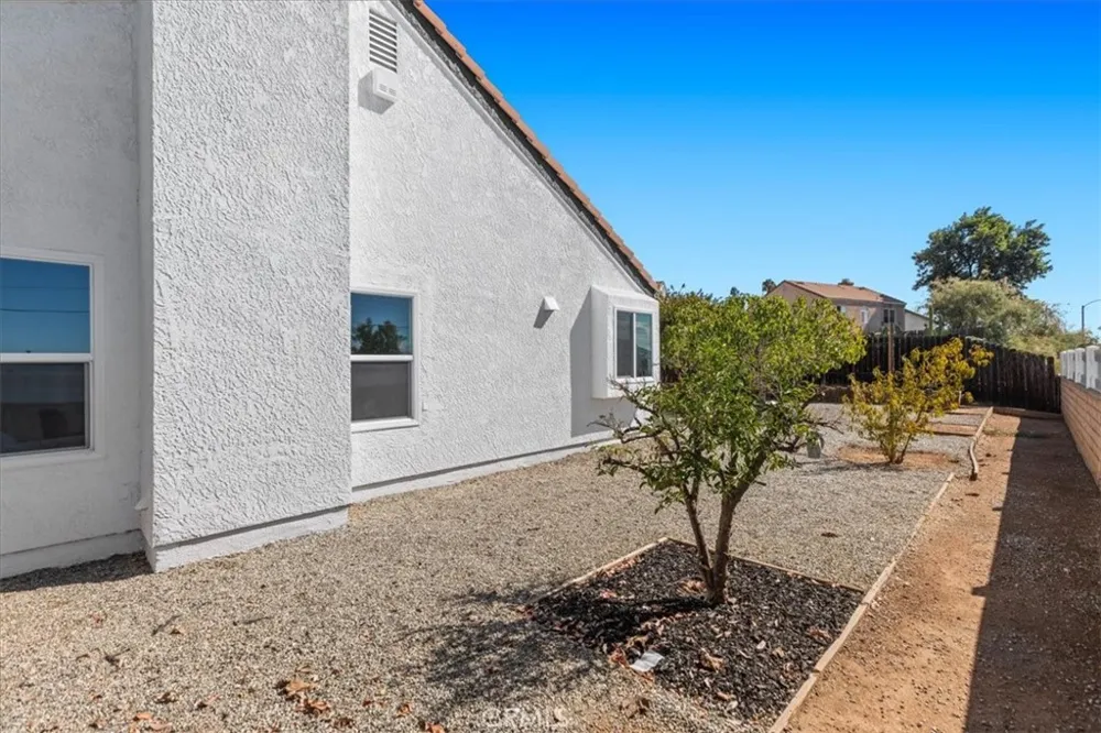 13994 Chagall Court Moreno Valley, CA 92553