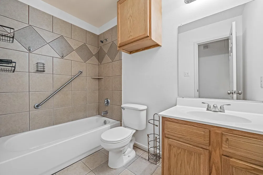 8421 Lawler Street Houston, TX 77051