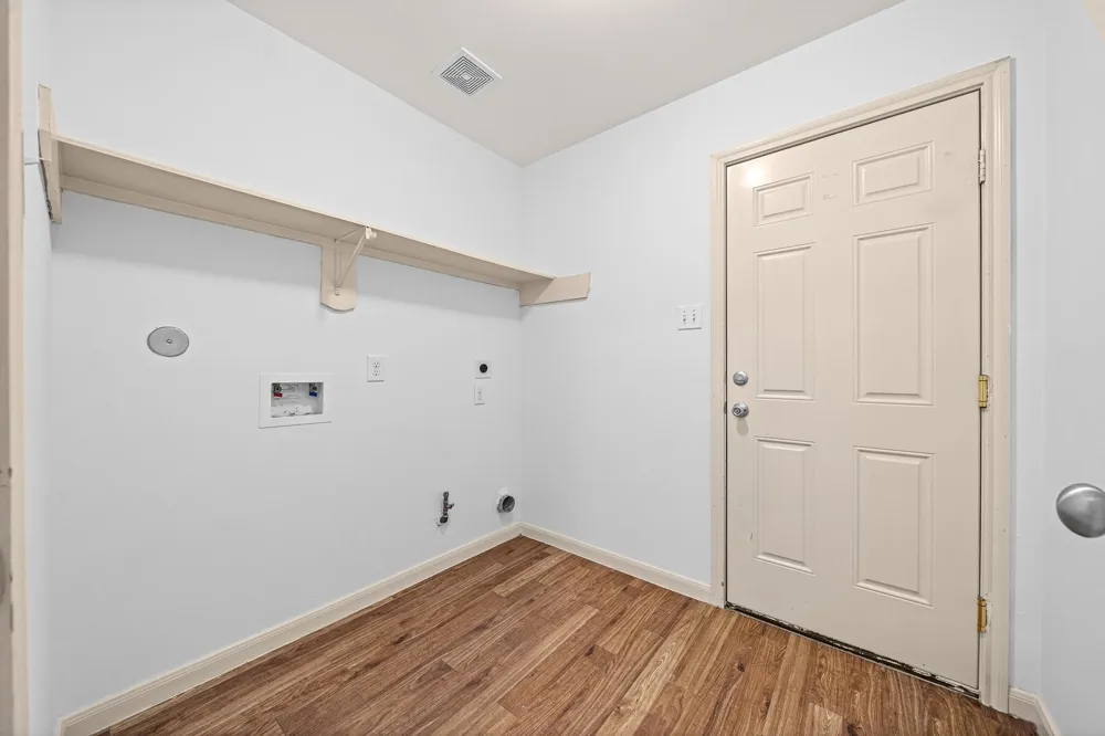 8421 Lawler Street Houston, TX 77051