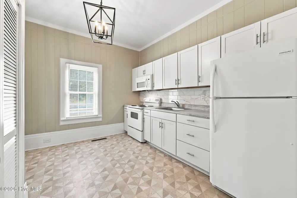 402 Front Street Hamilton, NC 27840