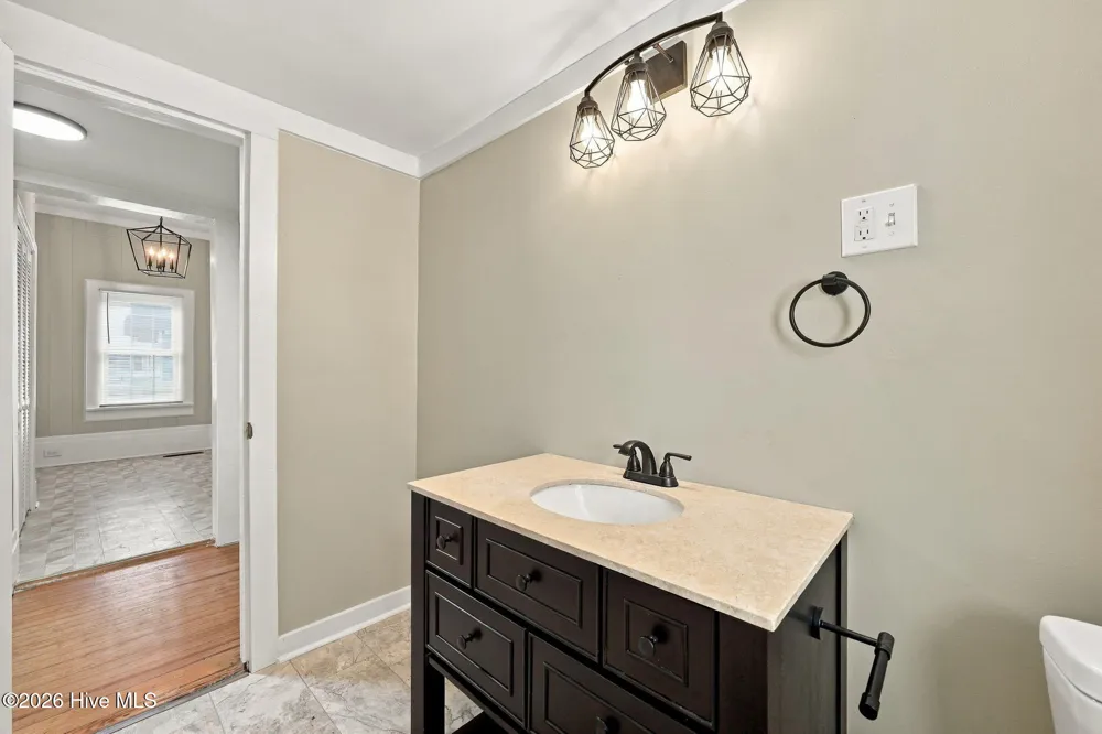 402 Front Street Hamilton, NC 27840
