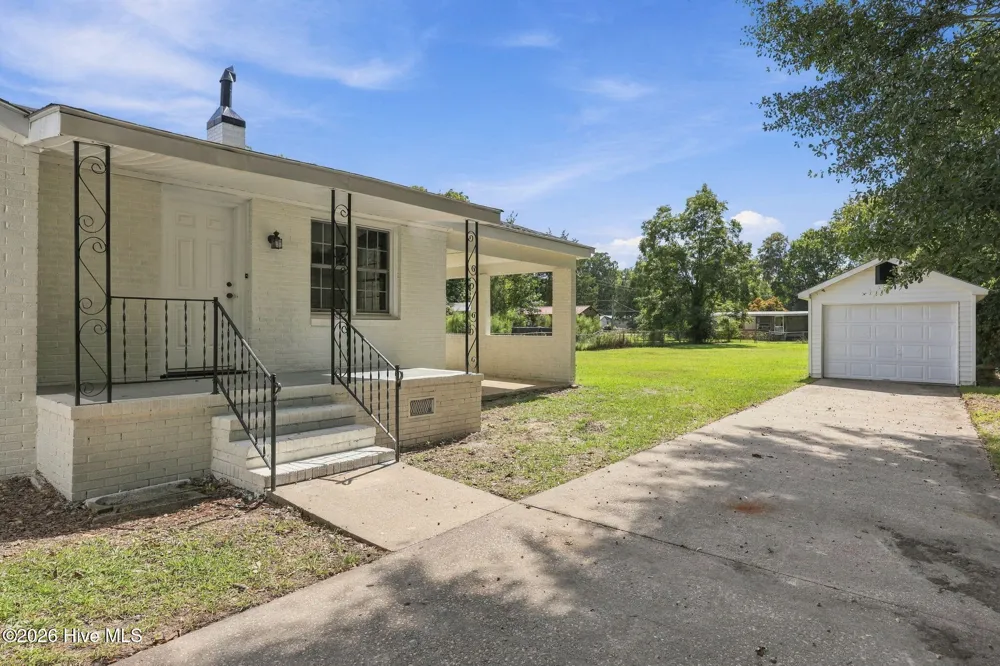 402 Front Street Hamilton, NC 27840